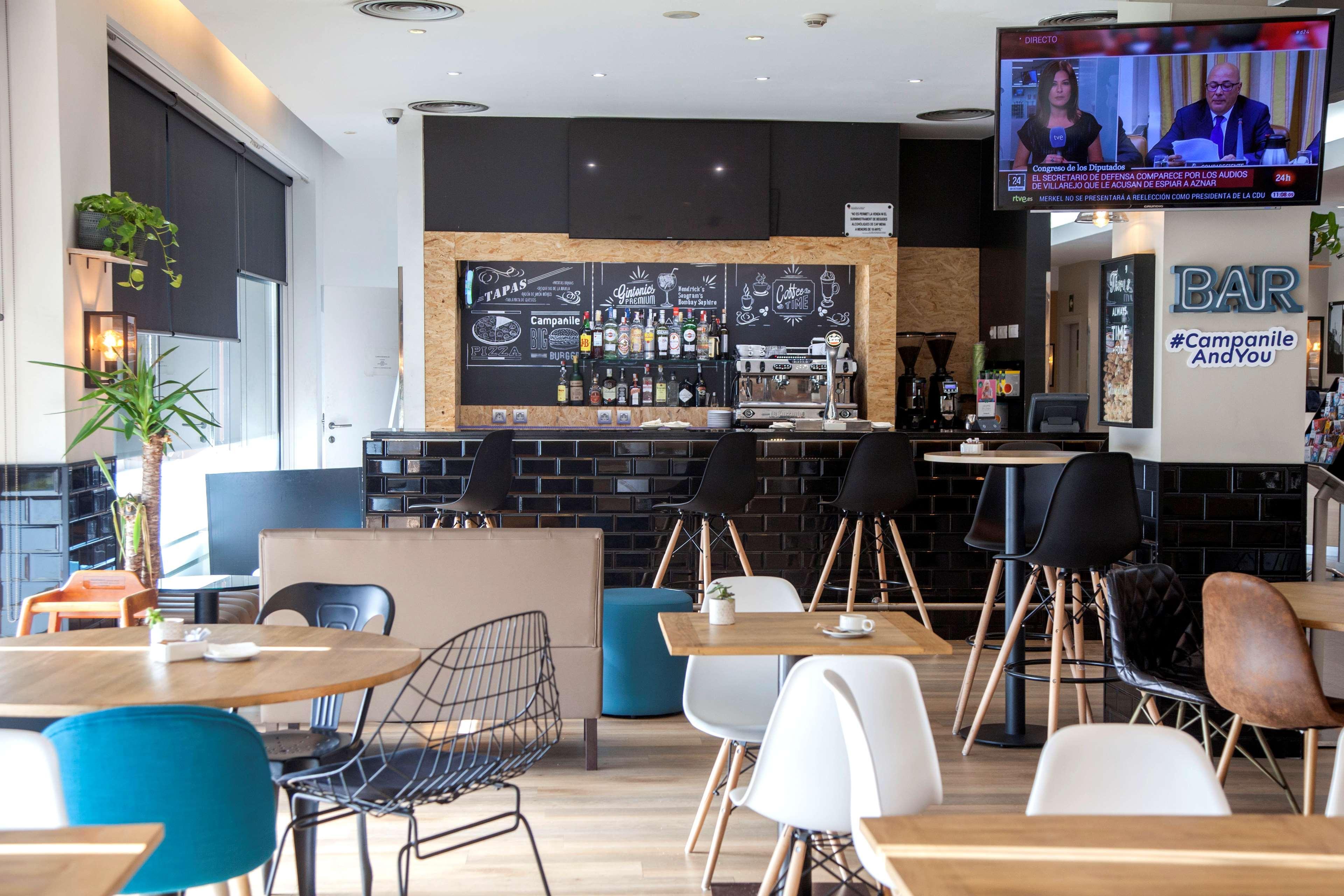 Travelodge Bcn Cornella Fira Корнелья де Лиобрегат Экстерьер фото