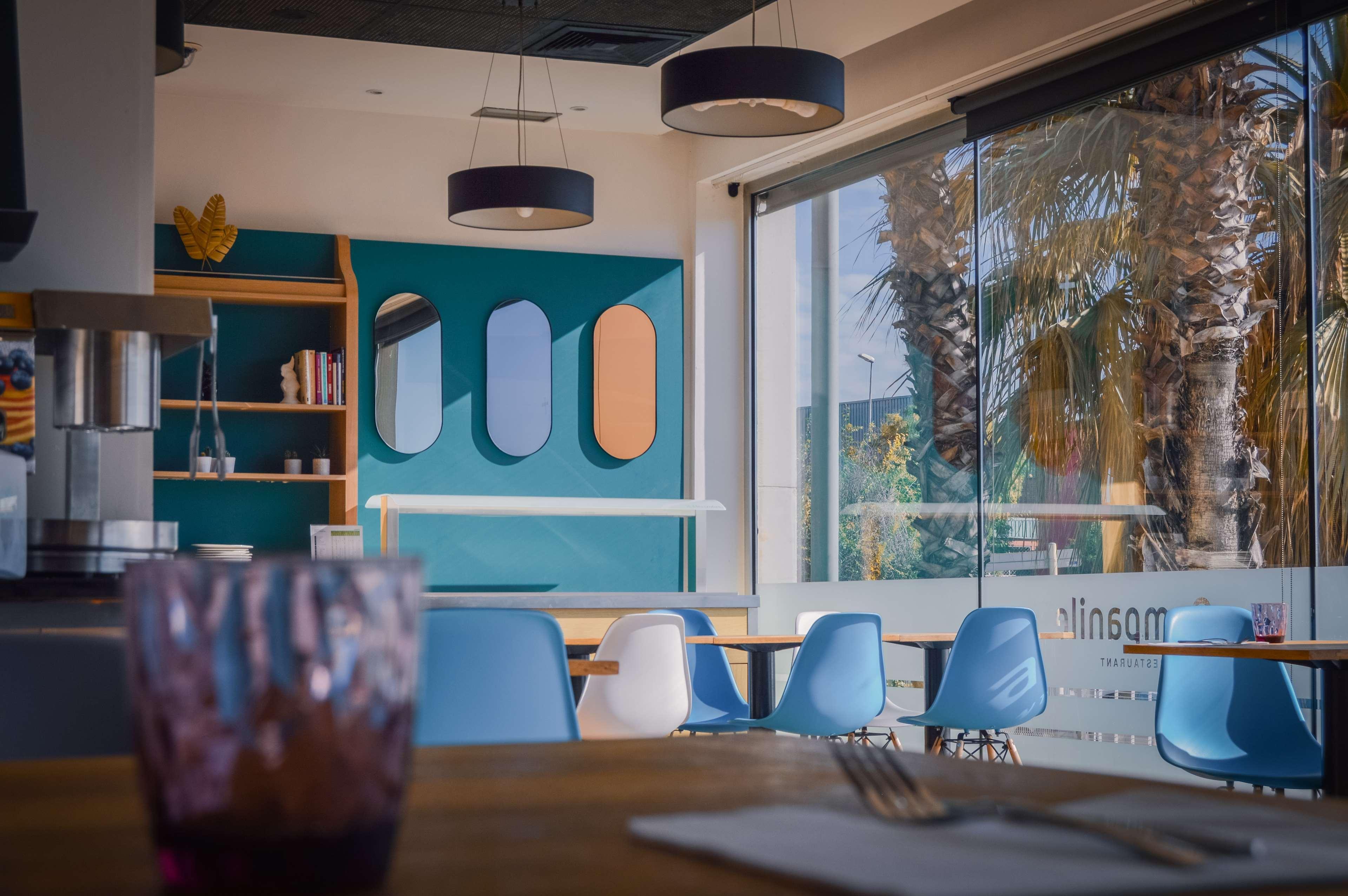 Travelodge Bcn Cornella Fira Корнелья де Лиобрегат Экстерьер фото