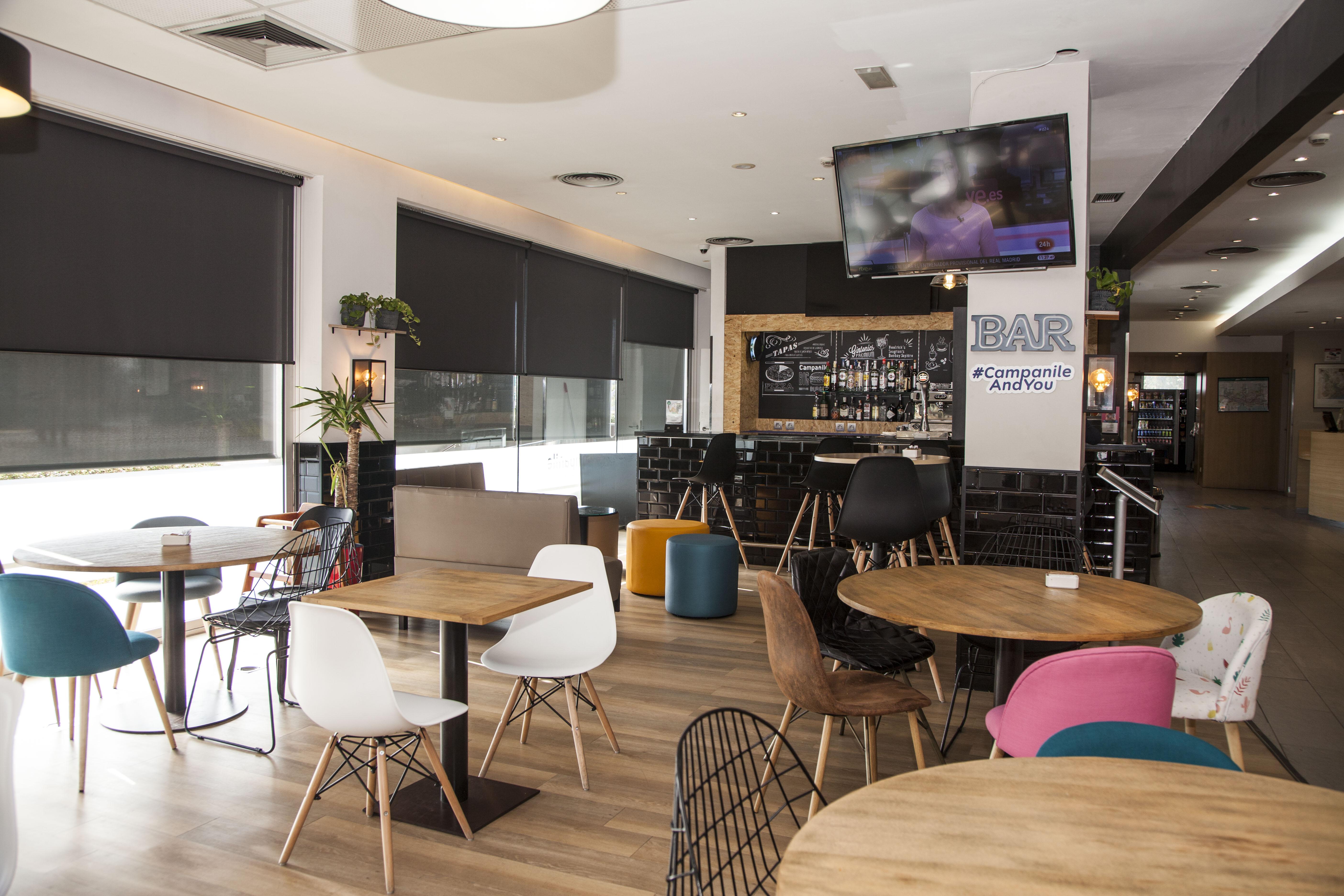 Travelodge Bcn Cornella Fira Корнелья де Лиобрегат Экстерьер фото